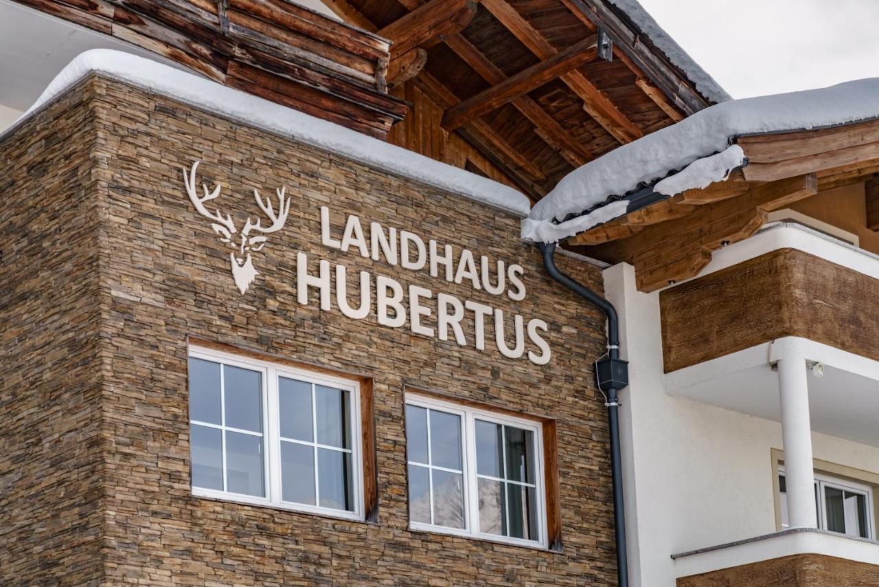 Landhaus Hubertus Wellness & Breakfast Шладминг Экстерьер фото